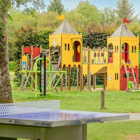 Camping Les Etangs Fleuris 4 Touquin 外观 照片