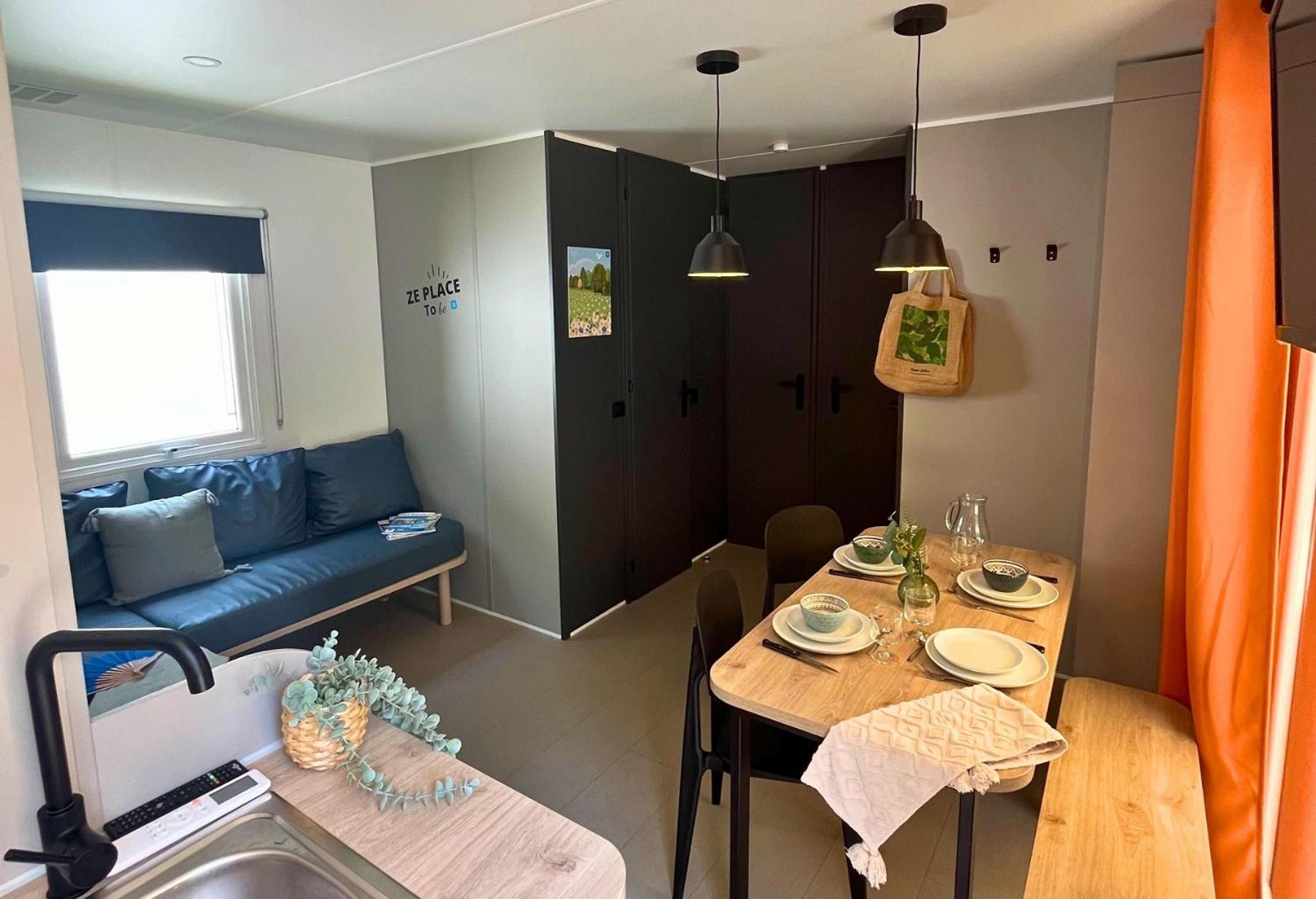 Camping Les Etangs Fleuris 4 Touquin 外观 照片
